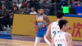 2025年01月20日 01月20日 CBA常规赛 新疆 - 青岛 精彩镜头