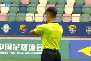 2025年06月08日 中冠-青岛五月的风0-4大连可为 吴丁卯锁定胜局